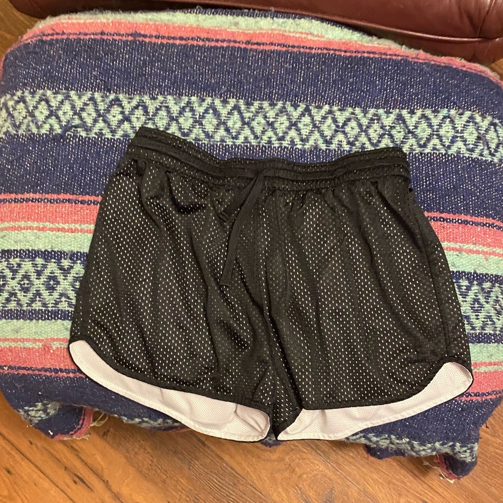 Reversible running shorts